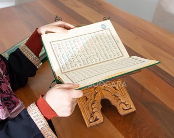 Support pour coran et bible pliant en bois à motifs fait main, support pour livre en bois naturel, support pour coran, support pour bible, cadeau de Noël en bois, cadeaux islamiques