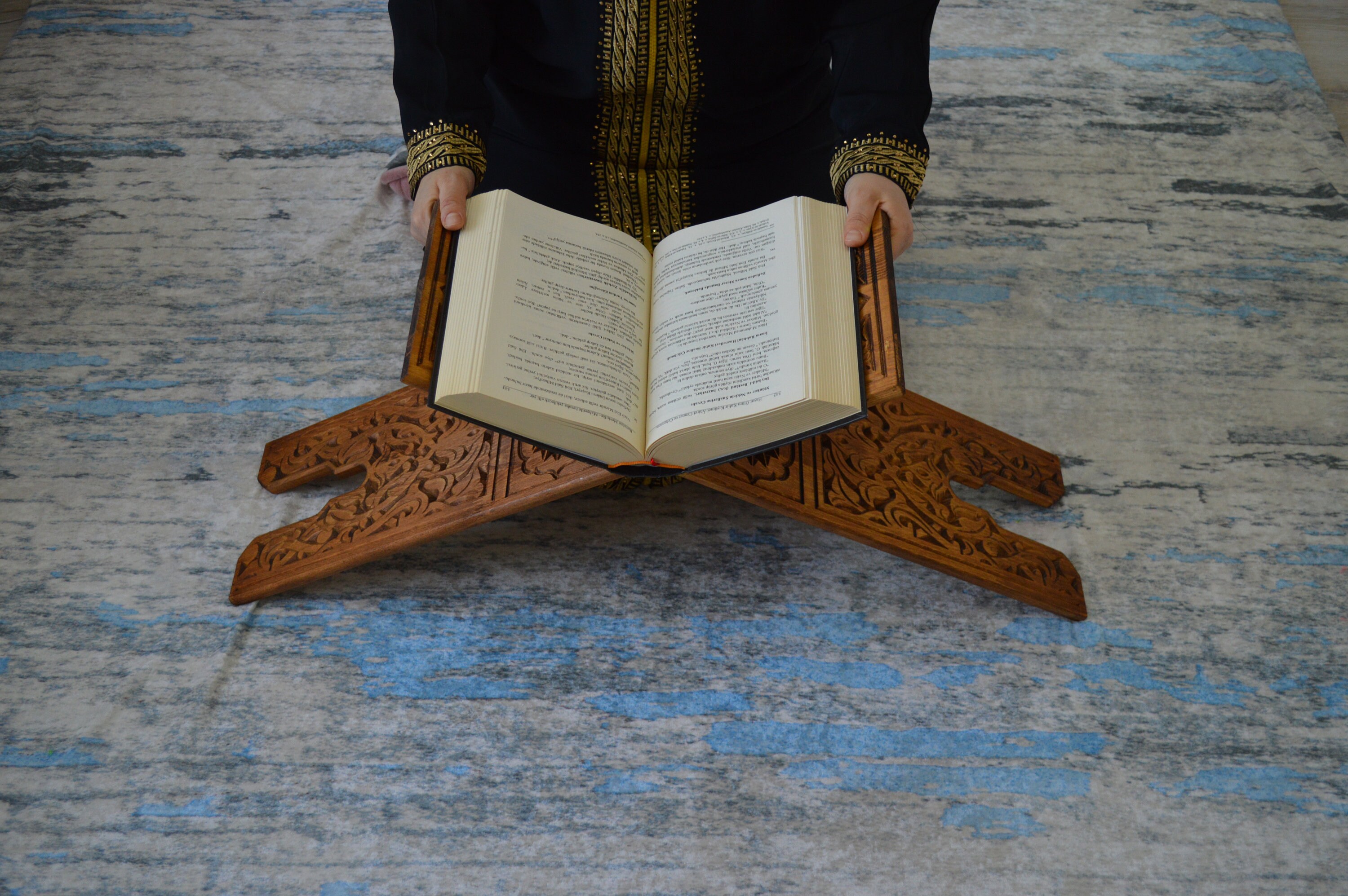Wooden Holy Bible Prayer Book Stand Holder Shelf E... – Grandado