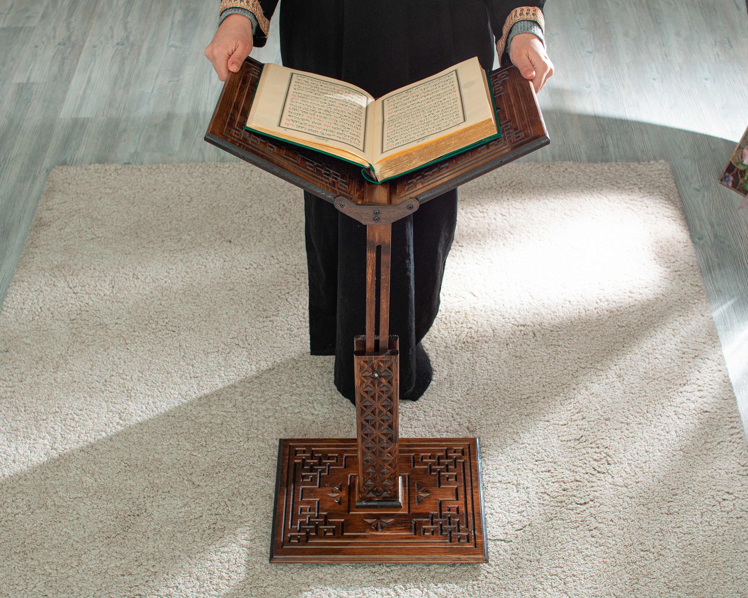 Soporte para libros para lectura, soporte grande para libros de recetas con  5 alturas ajustables (13.4 x 9.5 pulgadas), soporte plegable de madera