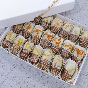 Ramadan Large Medjool Chocolate Dipped Filled Dates