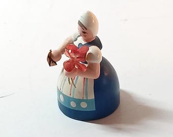 Erzgebirge miniature woman with blue dress and flowers – crinoline figure approx. 4.8 cm – handmade wood