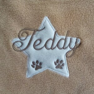 Dog cuddle pillow embroidered with name and a star beige