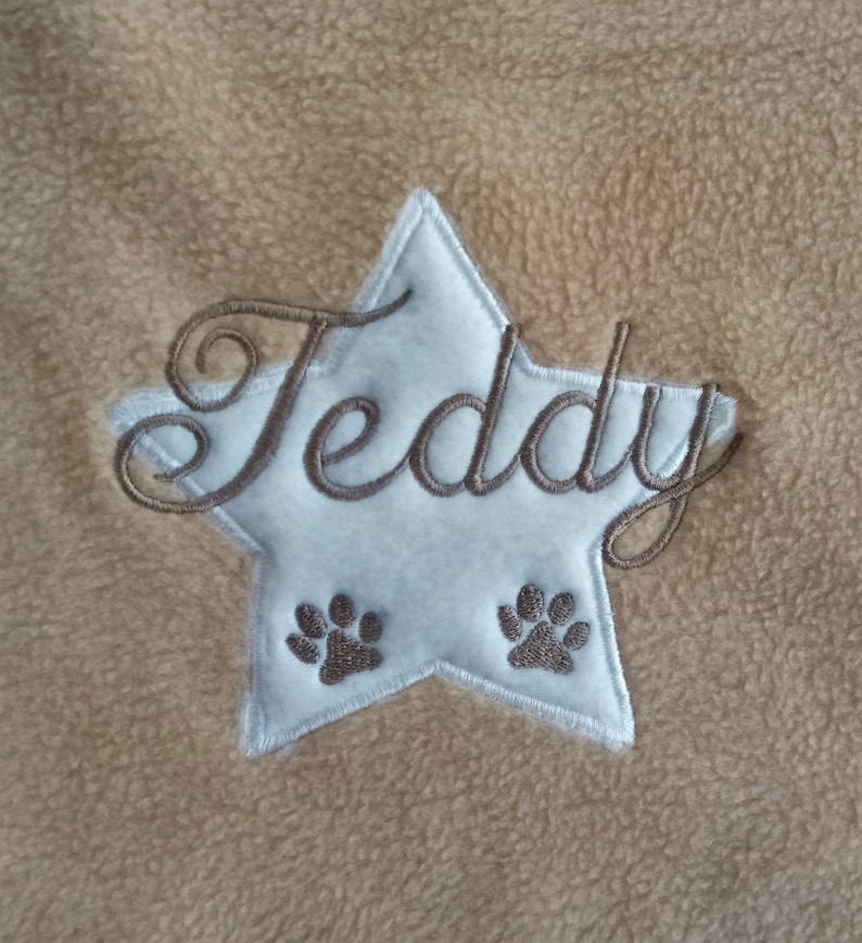 Dog cuddle pillow embroidered with name and a star beige