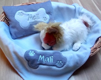 Dog blanket Puppy blanket Dog cuddly cushion set embroidered with names and bones