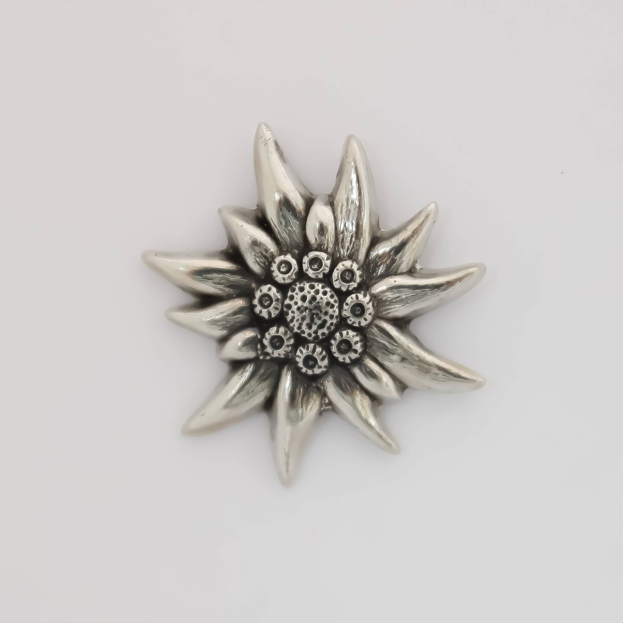 EDELWEEISS Little Pewter Pin Edelweiss Brooch Edelweiss Badge Etsy