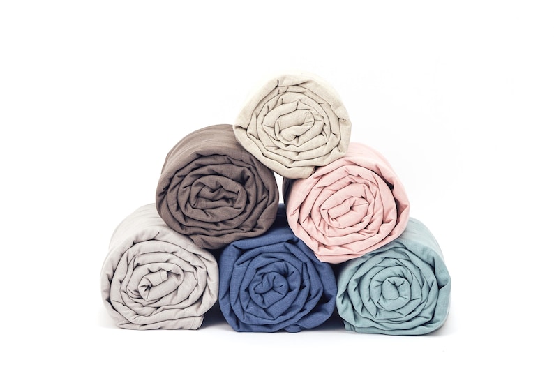 Weighted blanket in various colors