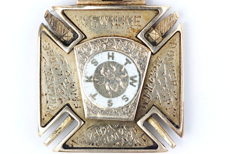 Vintage 14k Yellow Gold Truckee Masonic Lodge No 200 Knights Templar Fob