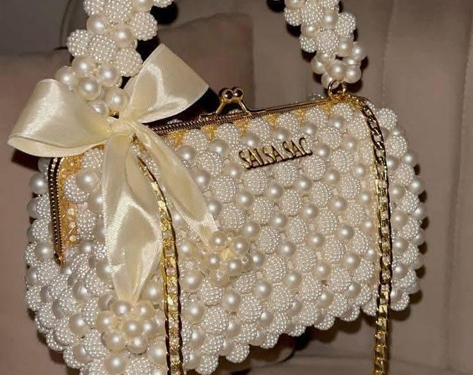 Elegant Pearl Beaded Handbag with Bow – Vintage Style Bridal Purse, Evening Clutch, Handmade Bead Bag with Gold Chain