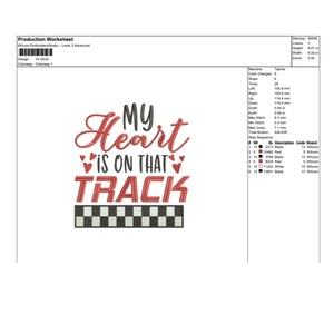 Pode incluir: Padr&atilde;o de bordado para uma linha de chegada xadrez vermelha e preta com o texto "My Heart is on That Track".