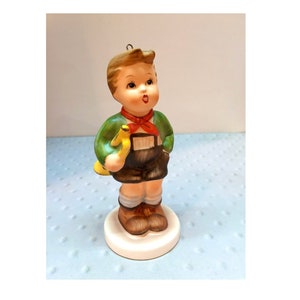 HARK THE HERALD Schmid Figurine - Berta Hummel reproduction- Vintage Ornament 1983 Porcelain Christmas Decor 3&quot;