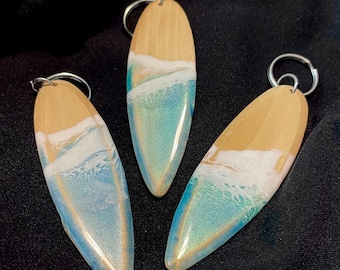 Porte-clés en résine pour planche de surf - Ocean Wave Art