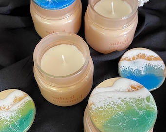 Bougie au caramel salé avec vagues en résine coulée à la main - Décoration côtière (8,5 cm)
