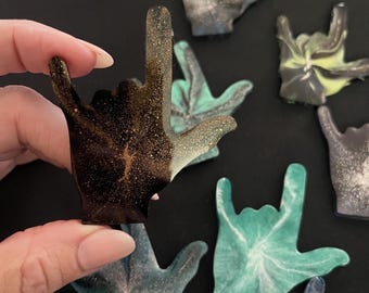 Résine « Je t'aime » langue des signes de 7 cm – Aimants et souvenirs de poche