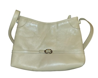 Vintage Contessa Genuine Leather Ivory Purse