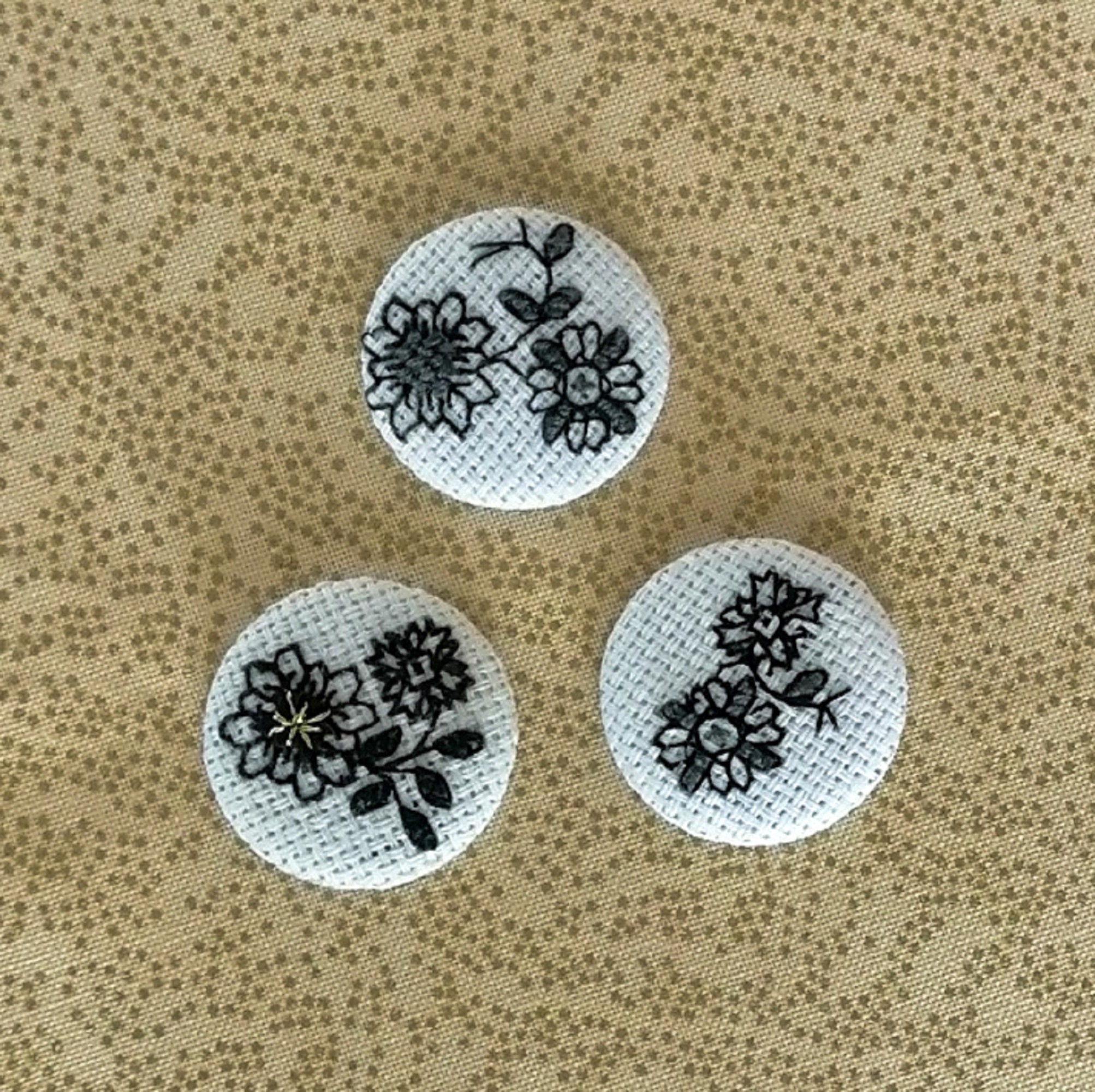 3 Embroidered Blackwork Flower Button Blackwork Embroidered Etsy
