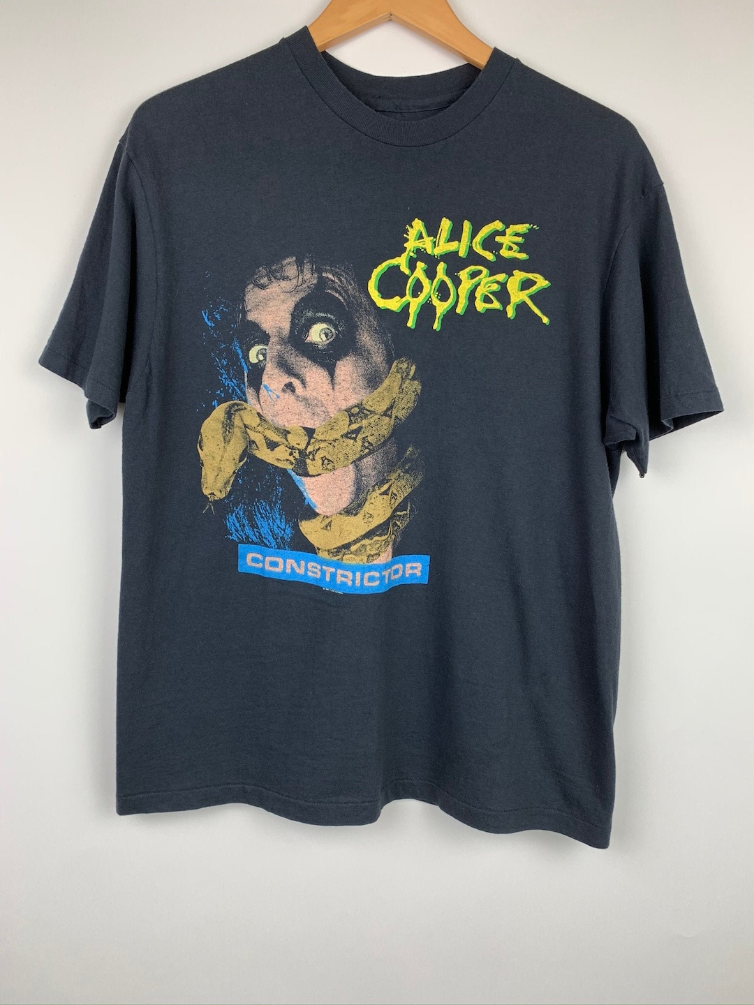 Alice Cooper / アリス・クーパー [Worn Free] Alice Cooper / Remember the Coop V-Neck Tee ( Blue) (Womens) Worn Free] Alice Cooper / Remember the Coop V-Neck Tee