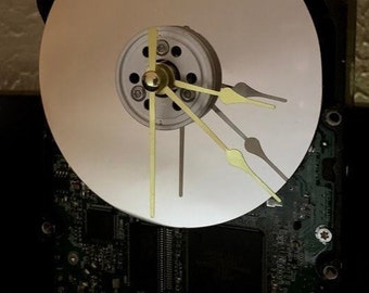 Real IDE Hard Drive Clock (Working Clock)