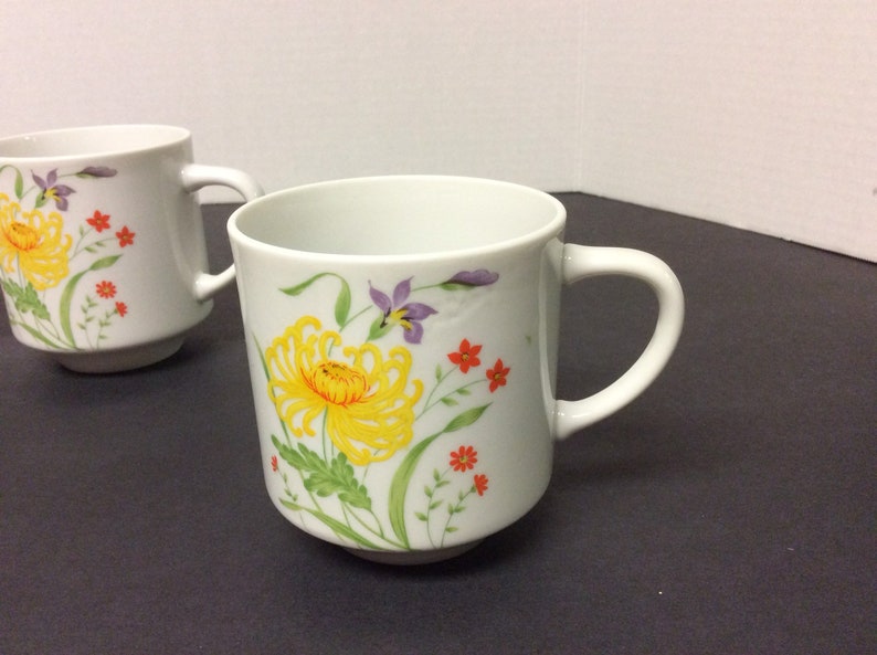 Vintage Hand Painted Small China TeaCoffee Cups