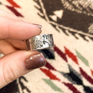 Desert Rodeo Cowboy Ring - Bucking Horse - Country & Western Style