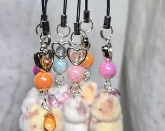 Uroczy brelok do telefonu w kształcie kota. Akcesoria do telefonu