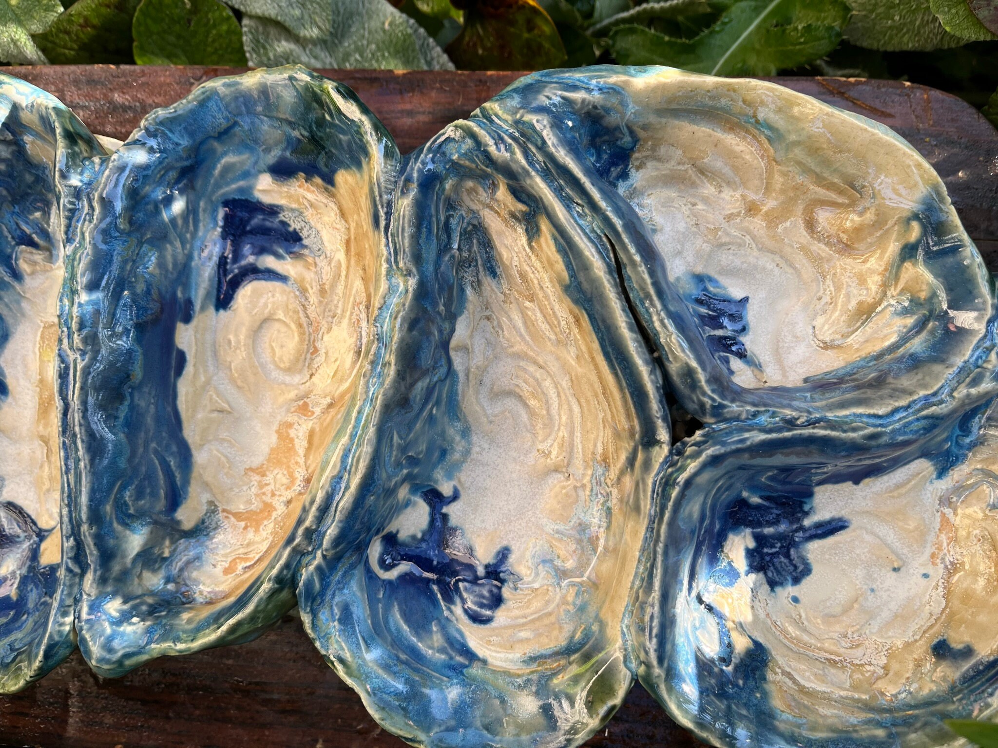 Oyster Plate, Ceramic Round, Navy main image 1