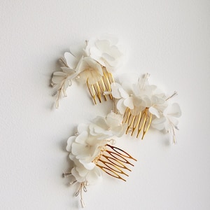 Champagne color chiffon bridal flower hair piece, White floral wedding hair clip, Organza fabric bridesmaid hairpin,