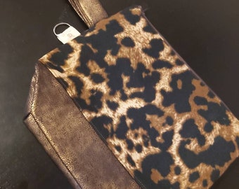 Projectbag met dieren print. Ideaal voor een sokken project.