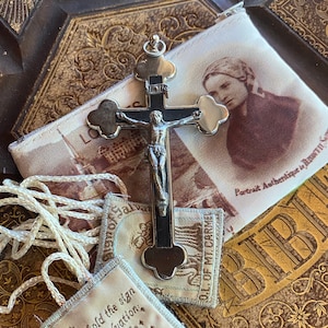 Antique Ebony Pectoral Crucifix - Vintage Catholic Scapulary & Rosary Pouch