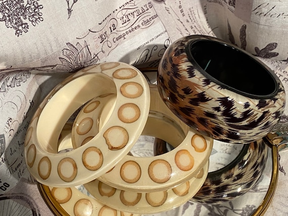 Vintage Chunky Resin Bracelet Lot Fur Pattern and… - image 2