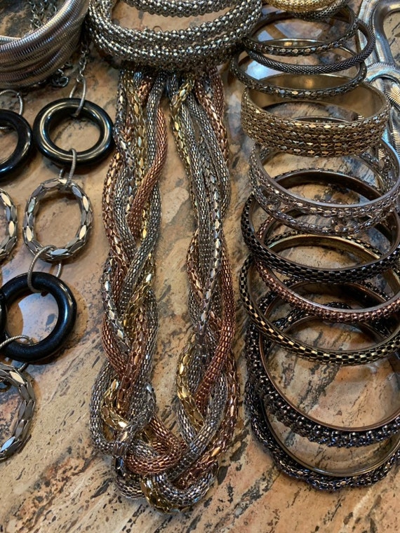 Wearable 18 Piece Multi Tone Costume Jewelry Lot Gem