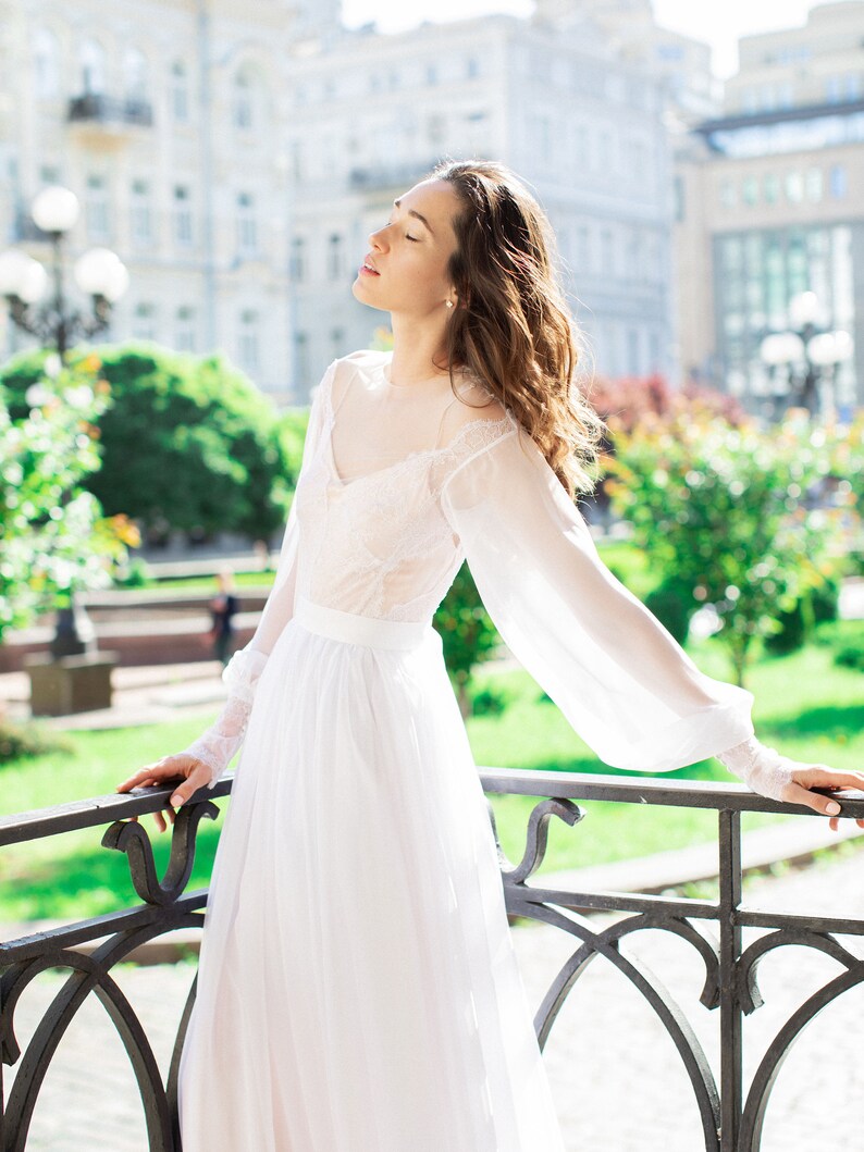 Seide Chiffon weiß Hochzeitskleid mit Französisch Spitze ...