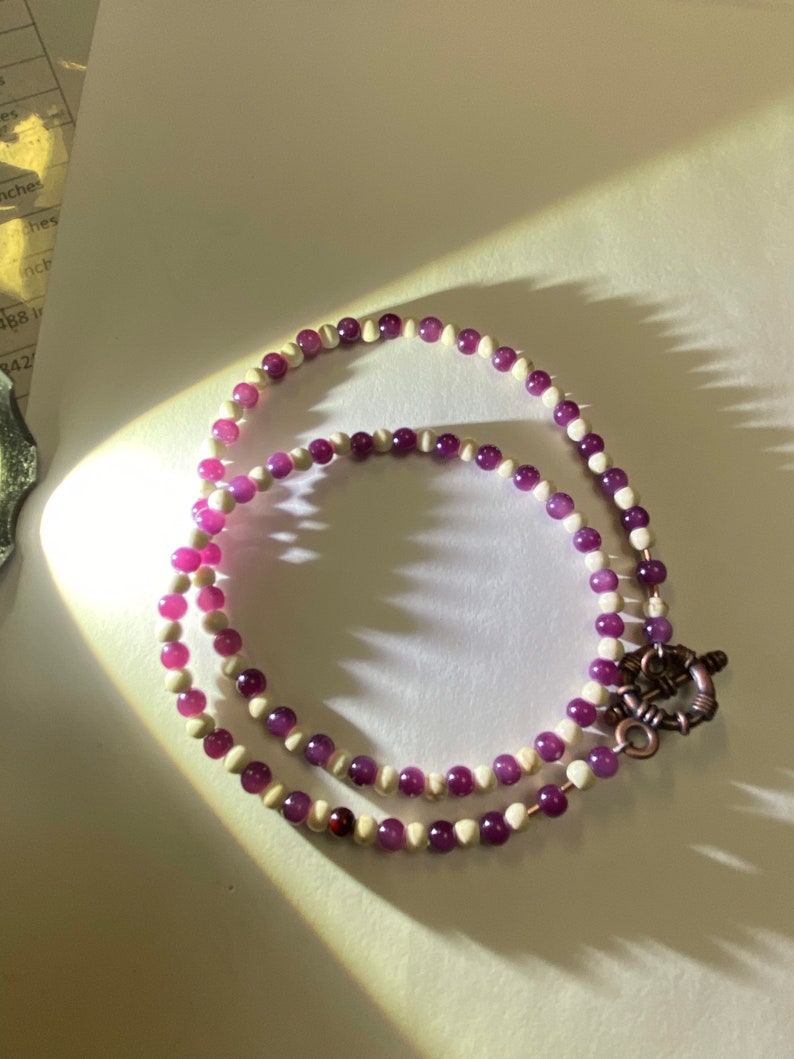 Amethyst necklace with cream color howlite beads