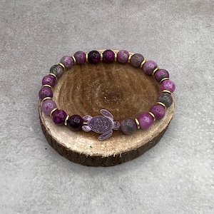 Elegant Sugilite Turtle Bracelet with Pearl and Gold Accents - Natural Gemstone Jewelry