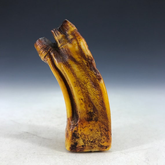 Rare China Chinese antique old Ox pure Hand carved bracelet hand ring statue