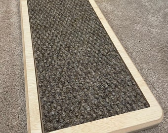Claw-Care "V.3" The Healthy Option - Stunning - Wall Mountable  Real Wood Cat Scratching Post Pad - A Satisfying pad that Works!