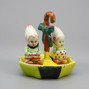 Vintage novelty salt and pepper set, Dutch boy and girl, in umbrella stand, ceramic. C1950s. UK delivery.