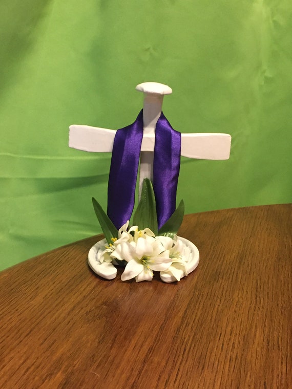 Welded White Rail Spike Horseshoe Cross With Purple Drape And Etsy
