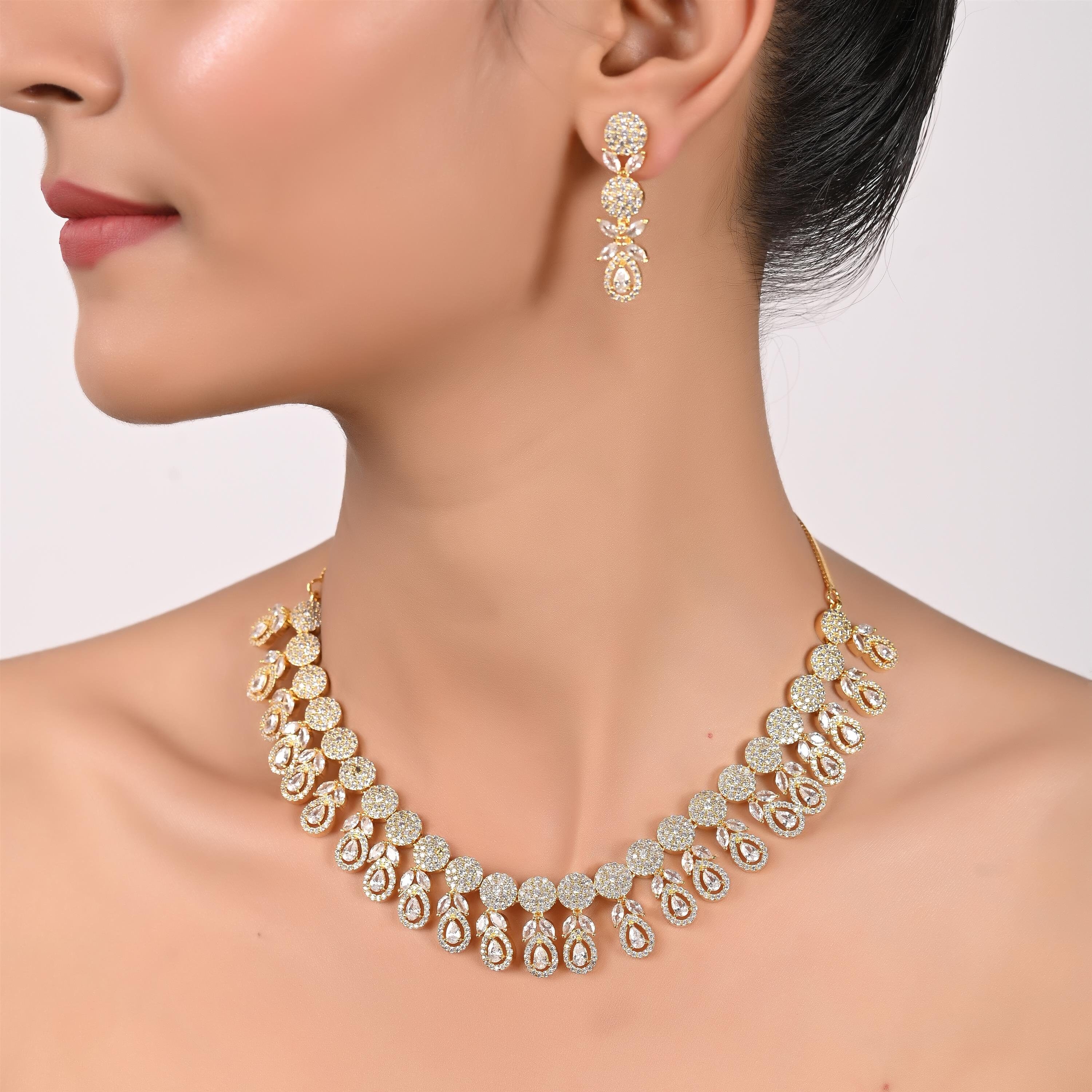 ANTIQUE GOLD PLATED TEMPLE LOOK PEARL NECKLACE SET – Sanvi Jewels