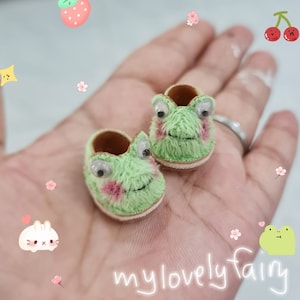 Frog Shoes for Dolls ( Choose Size for your dolls)  #S011