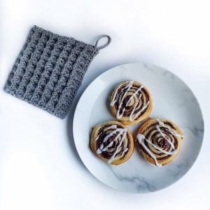 Crochet Pattern - Waffle Stitch Oven Mitt / Oven Glove