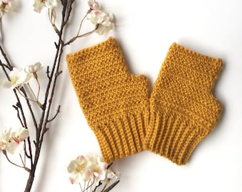 Crochet Pattern - Honeysuckle Heringbone Mittens / Fingerless Gloves