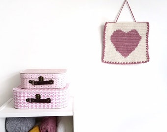 Crochet Pattern - Tapestry Heart Wall Hanging