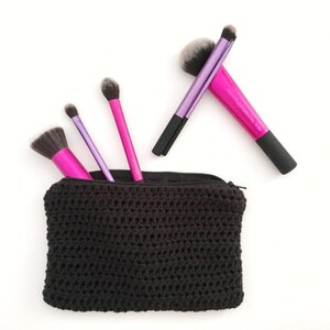 Crochet Pattern - Freesia Zip Bag