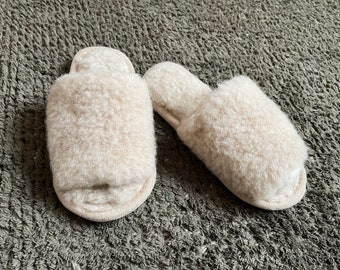 Eco Women's / Merino Pure Sheep's Wool Slippers / Sheepskin Slippers / Summer Slippers / - Non Slip Sole ,Birthday Gift