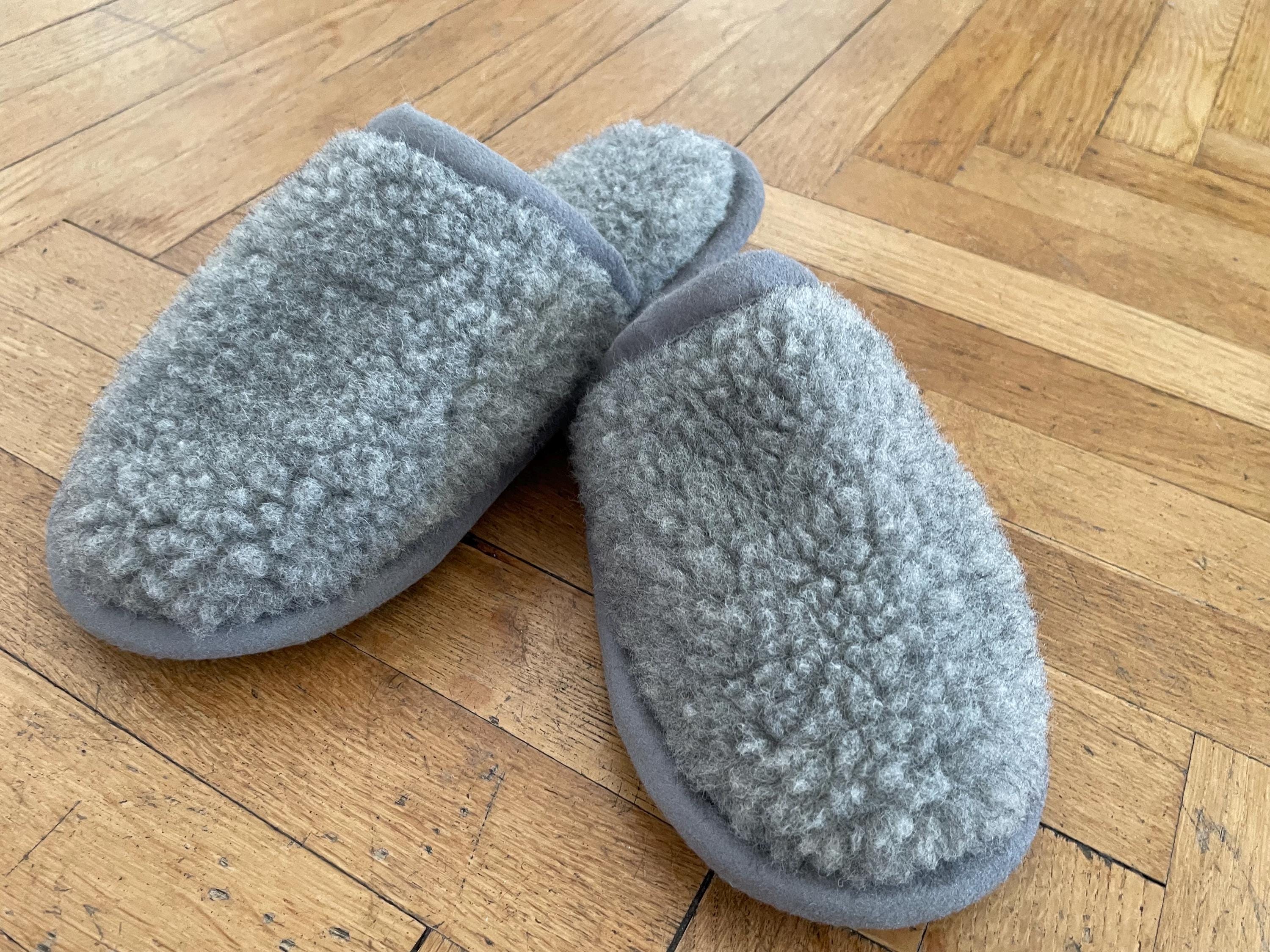 Pantofole e scarpe in feltro: comfort e calore sostenibili