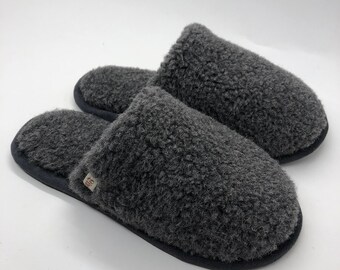 Eco Women's / Men's Merino Pure Sheep's Wool Slippers/ Sheepskin Slippers / House shoes for women and men / House slippers from wool