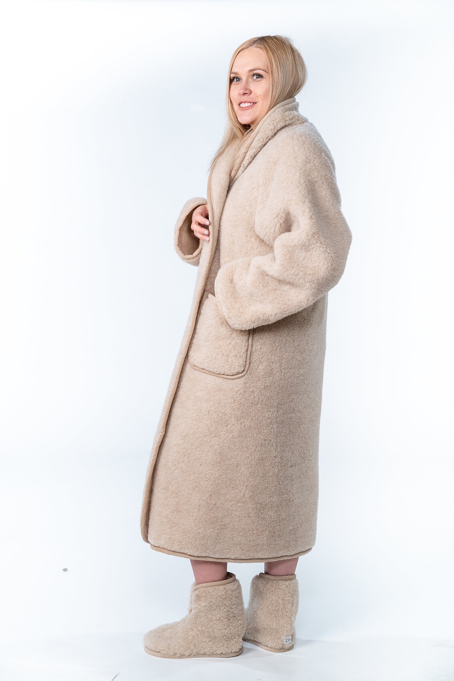 Unisex Soft Merino Wool Robe / Merino Wool Morning Dress | Etsy