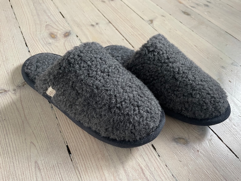 Eco Women's / Men's Merino Pure Sheep's Wool Slippers/ Sheepskin Slippers / House shoes for women and men / House slippers from wool image 1