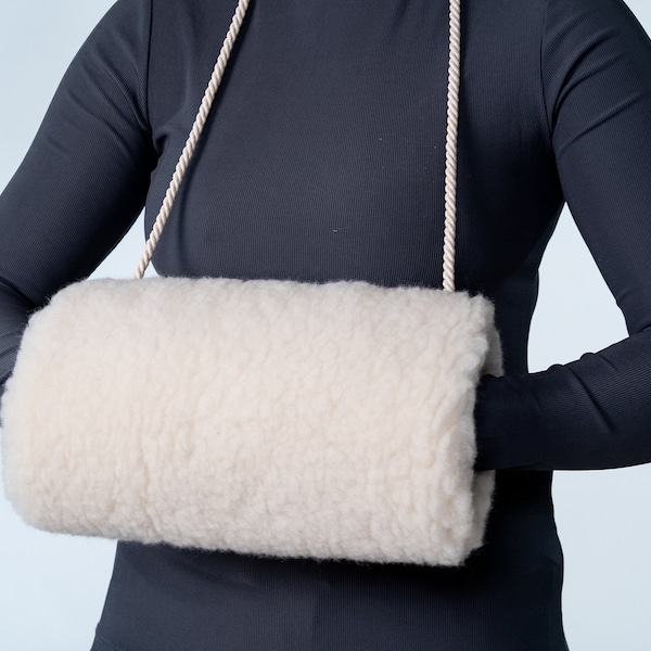 Merino Wolle Muff mit Tasche, Winter Damen Handwärmer aus Merino Wolle, Damen Armstulpen