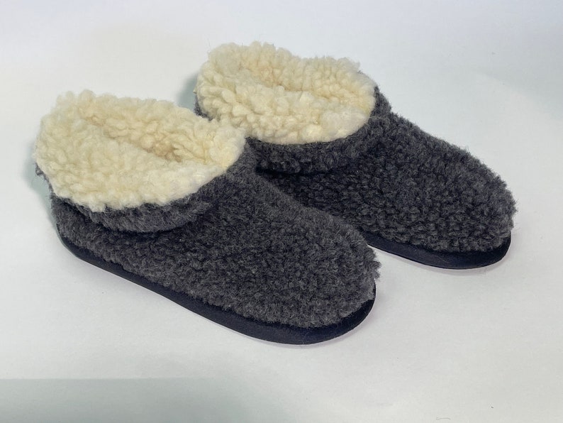 Eco Women's / Men's Merino Pure Sheep's Wool Slippers/ Sheepskin Slippers Non Slip Sole ,Birthday Gift image 6